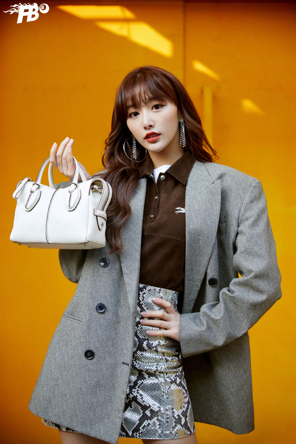 孔雪儿短裙性感俏皮街拍图片58