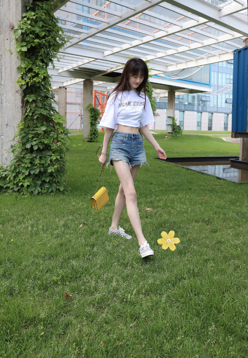 袁冰妍露脐装清爽写真图片46