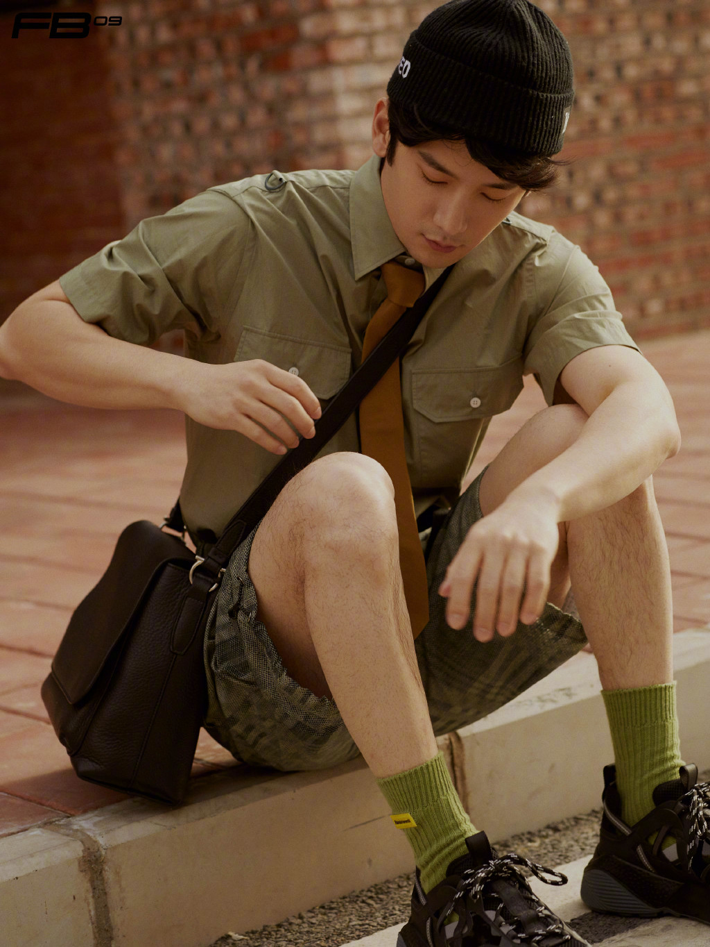 刘芮麟工装服帅气写真图片46