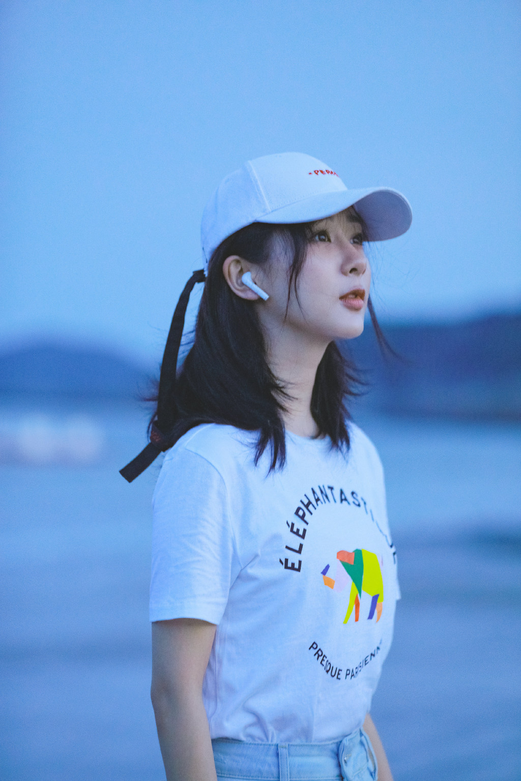 杨紫清新随性海边写真图片19