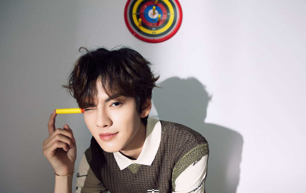 分享一组毕雯珺图片给大家,图中的明星图片壁纸会点缀你的电脑桌面