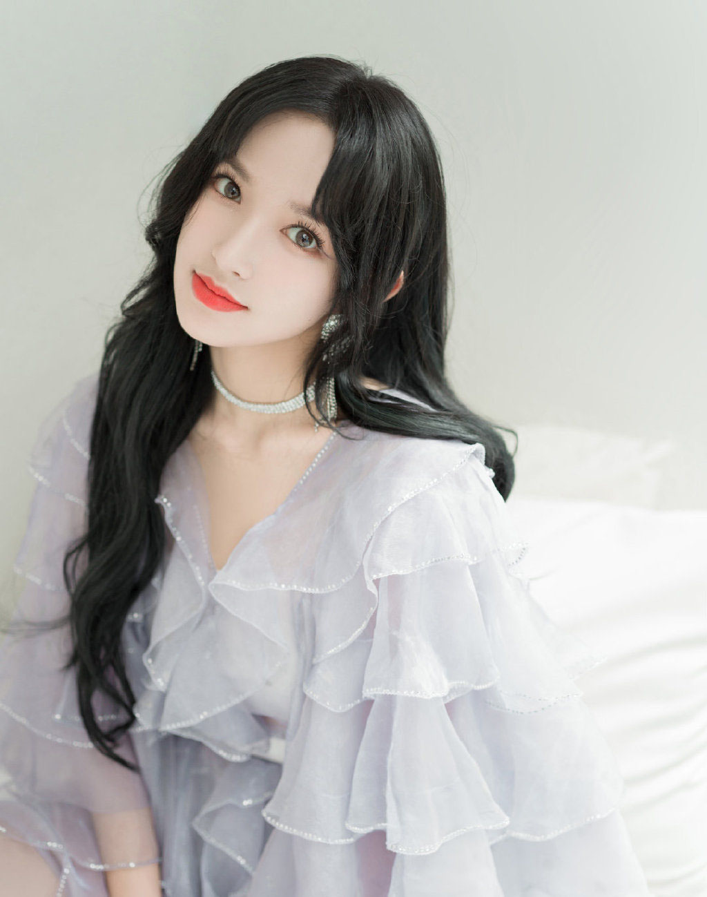 程潇紫色云朵裙优雅写真图片89