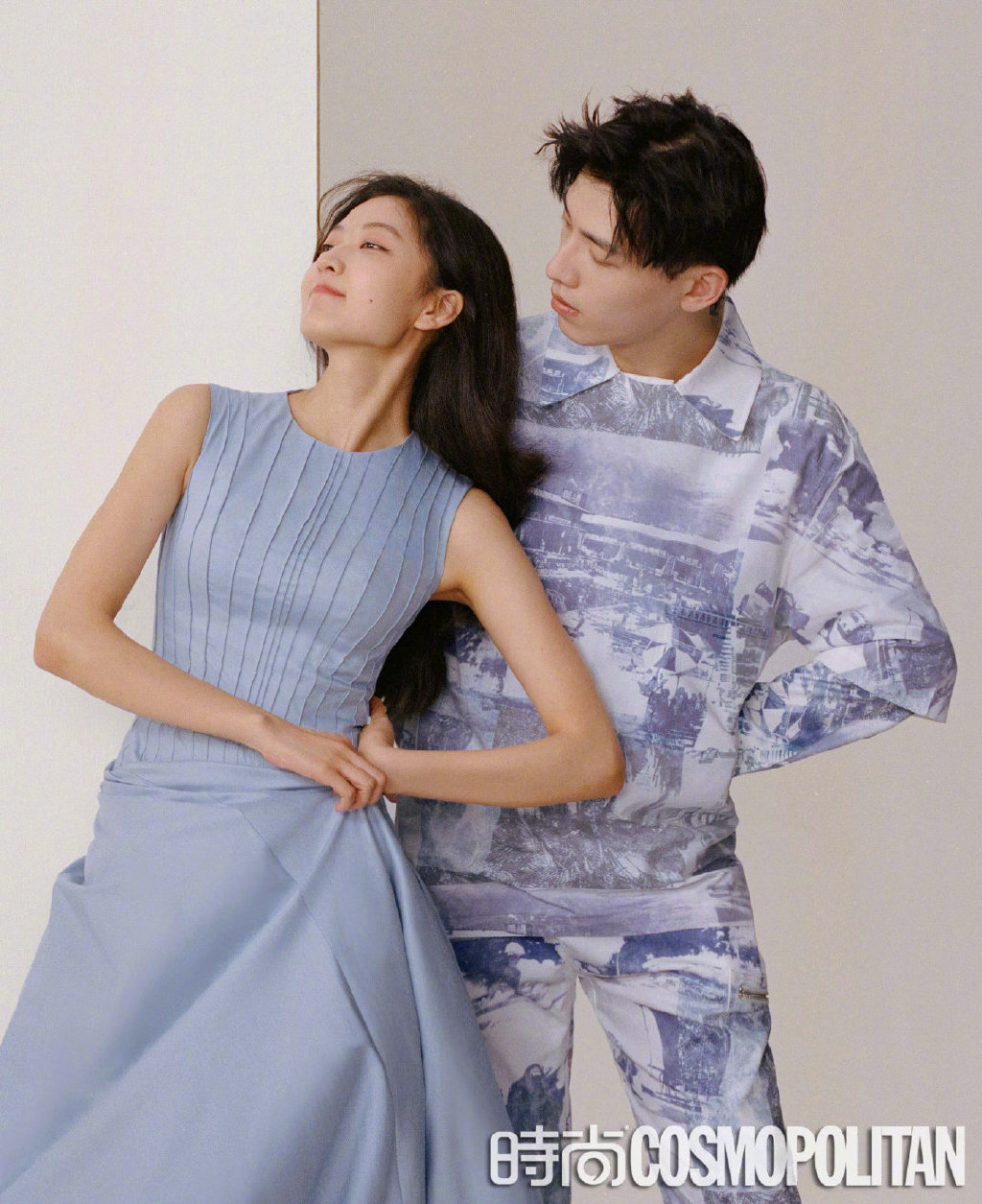 孙千辛云来甜蜜合体写真图片17