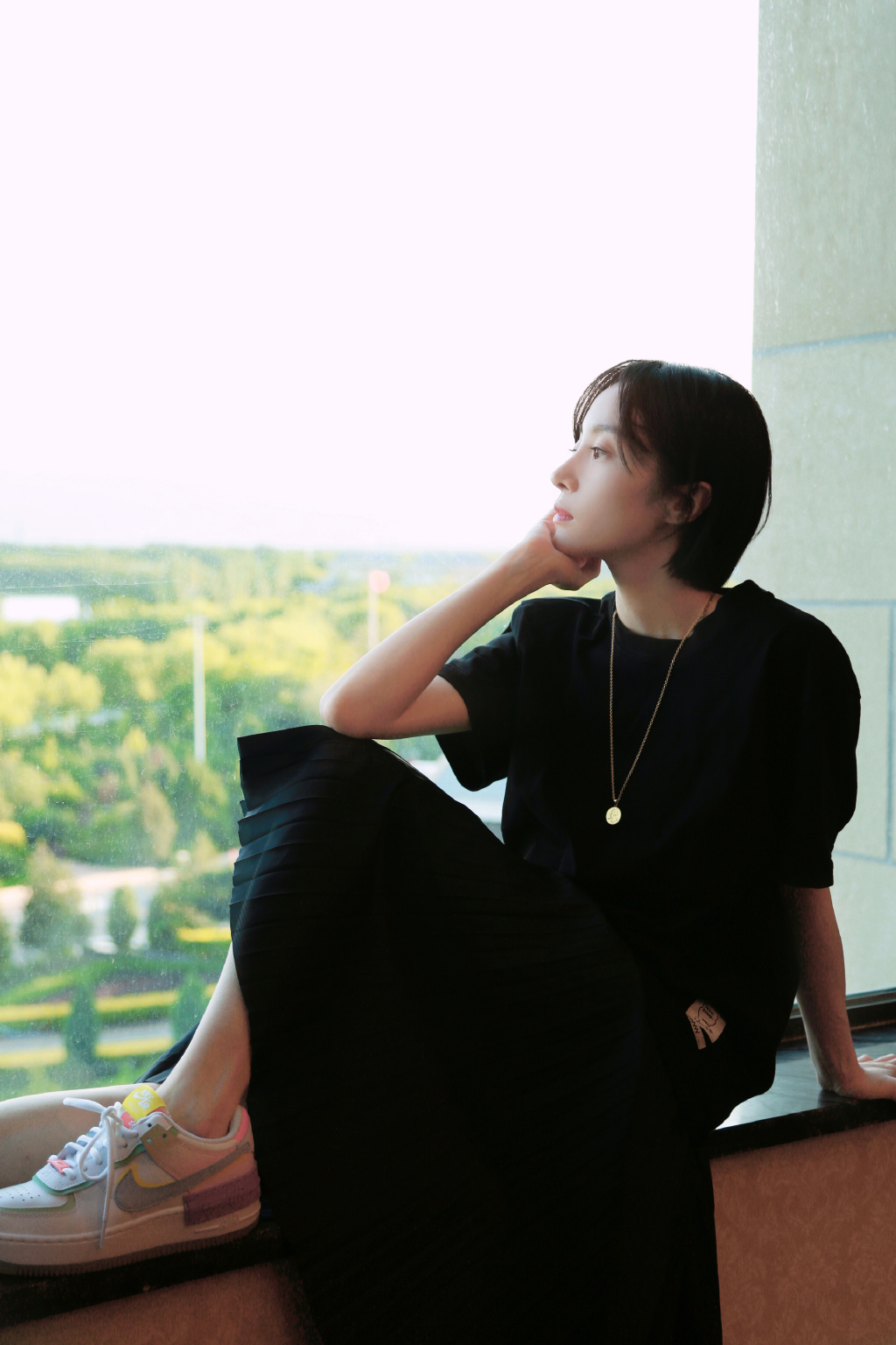 胡冰卿短发清爽写真图片24