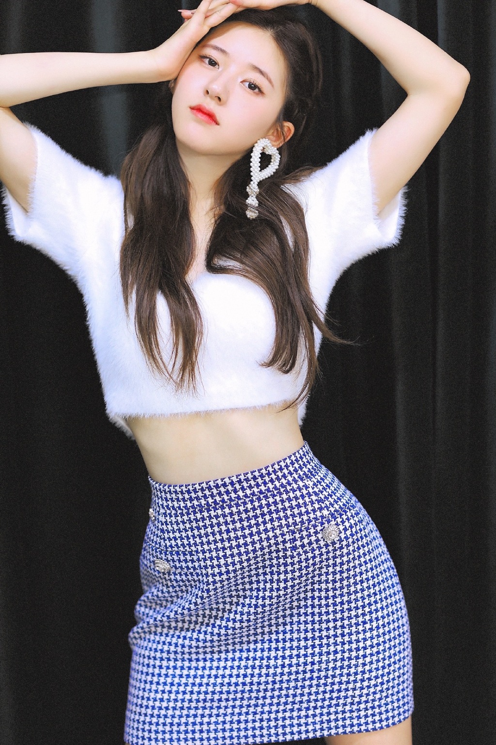 赵露思露脐装性感写真图片49