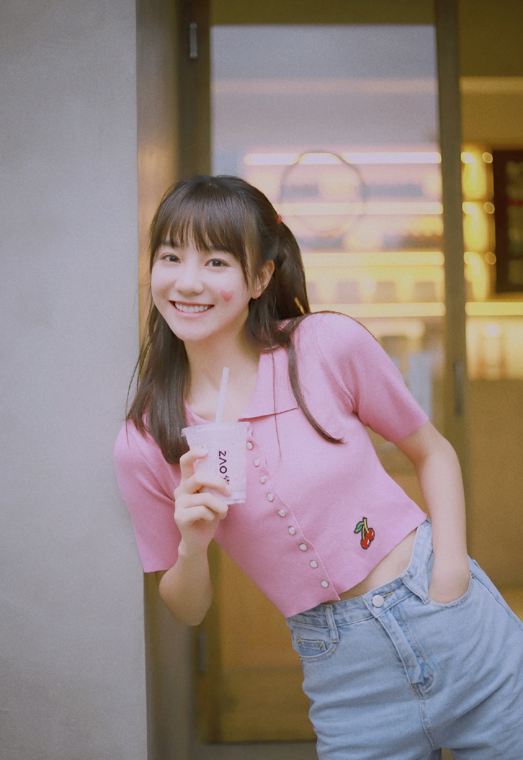 胡意旋俏皮可爱写真图片79