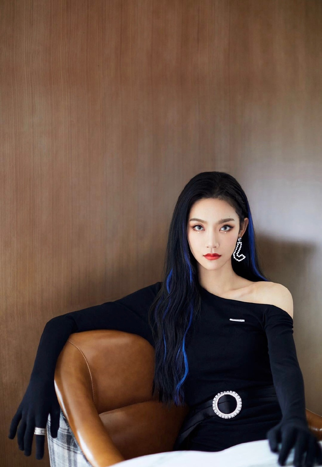 曾可妮黑色修身针织裙性感写真99