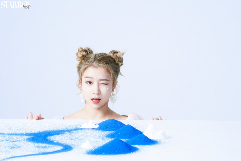 林君怡丸子头甜美写真图片66