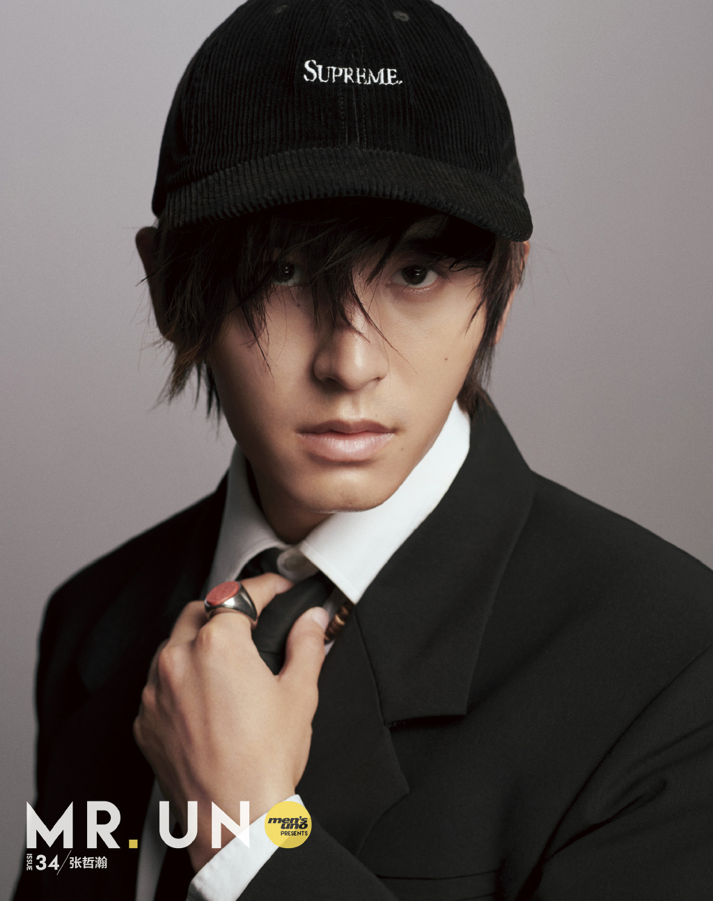 张哲瀚最新帅气写真图片25
