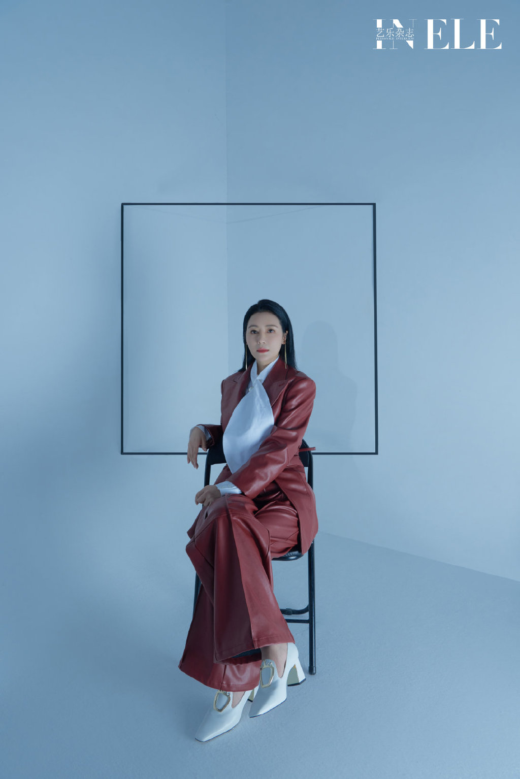 邓英成熟优雅时尚写真图片28