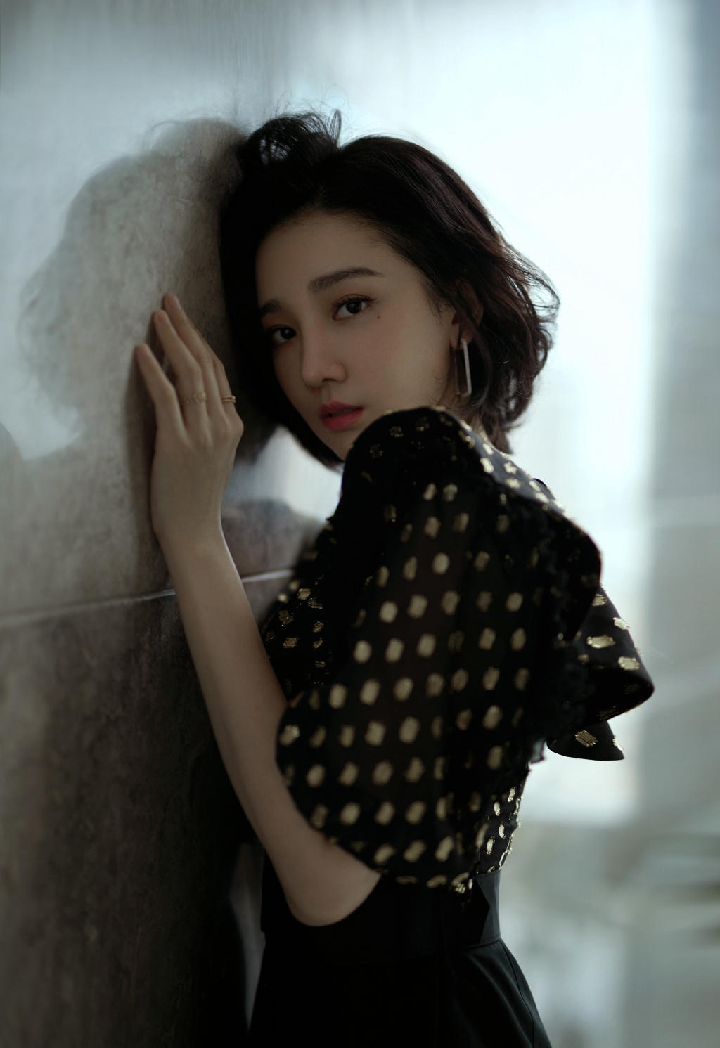 陈小纭性感黑裙写真图片19