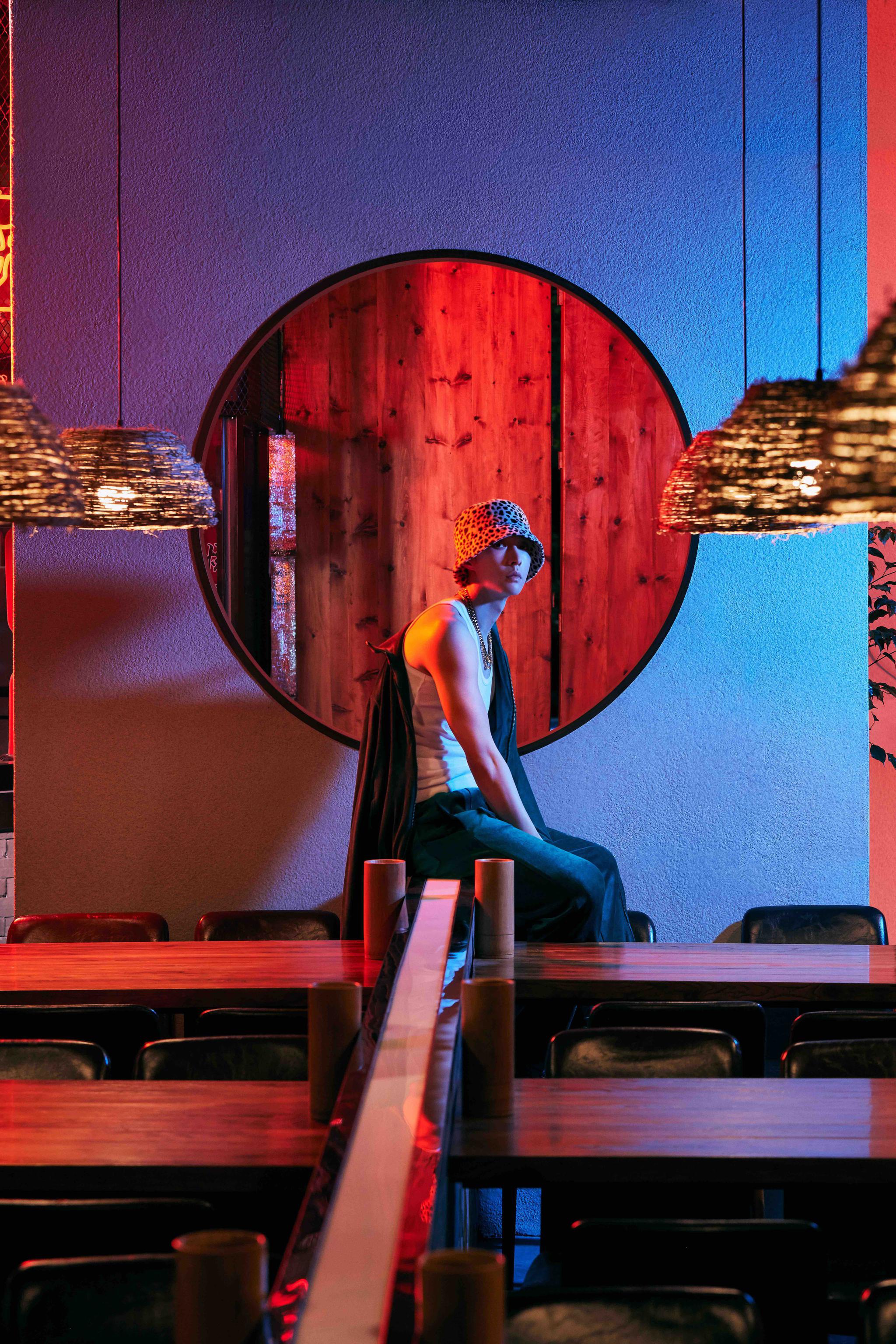 张艺兴新专辑莲海报图片79