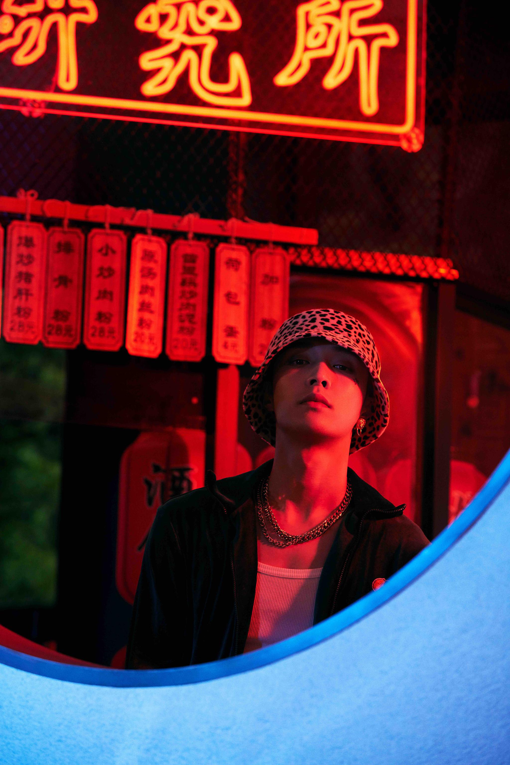 张艺兴新专辑莲海报图片99