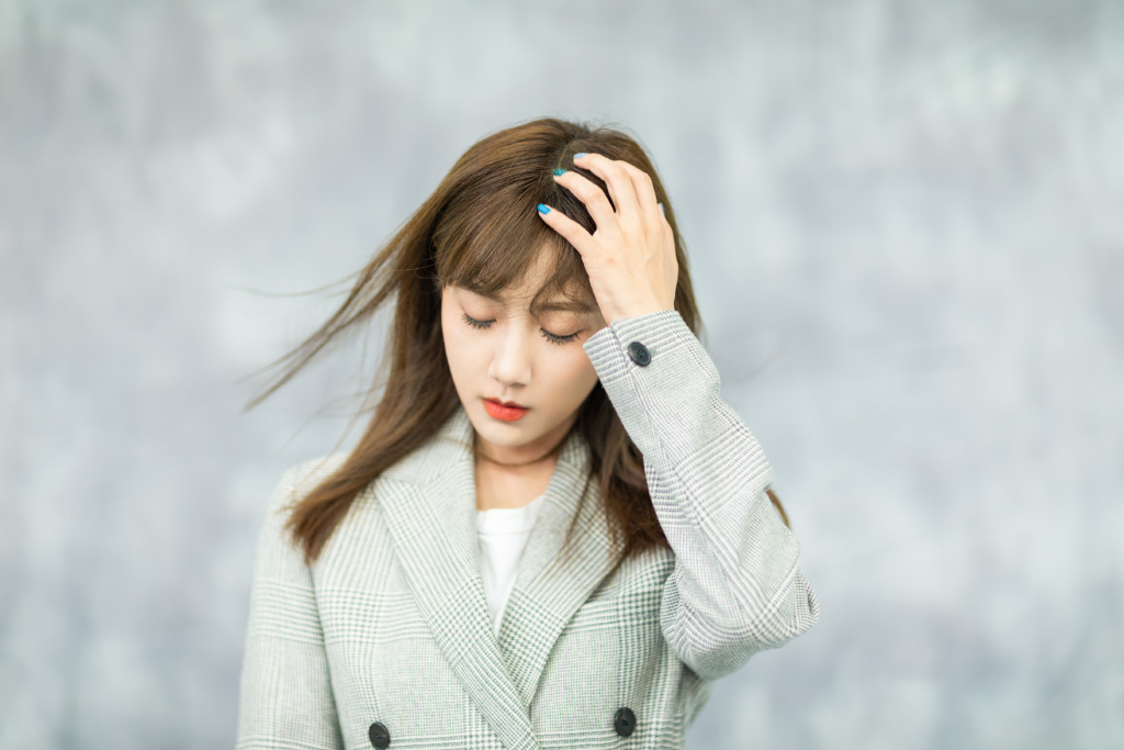 李艺彤优雅灵动写真图片18