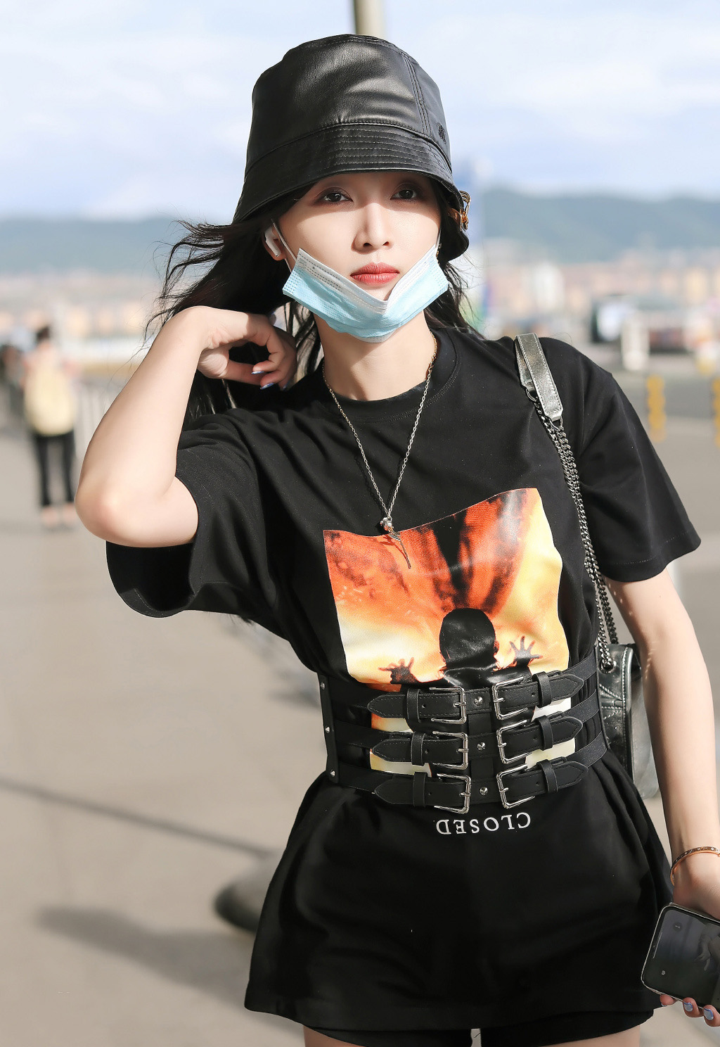 吴宣仪渔夫帽时尚街拍照图片411