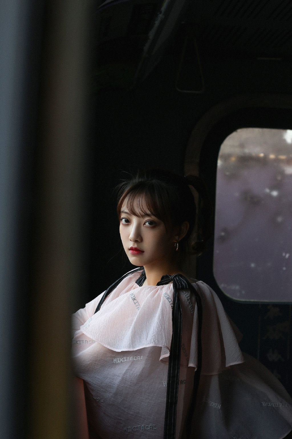 范薇甜酷少女风写真图片15