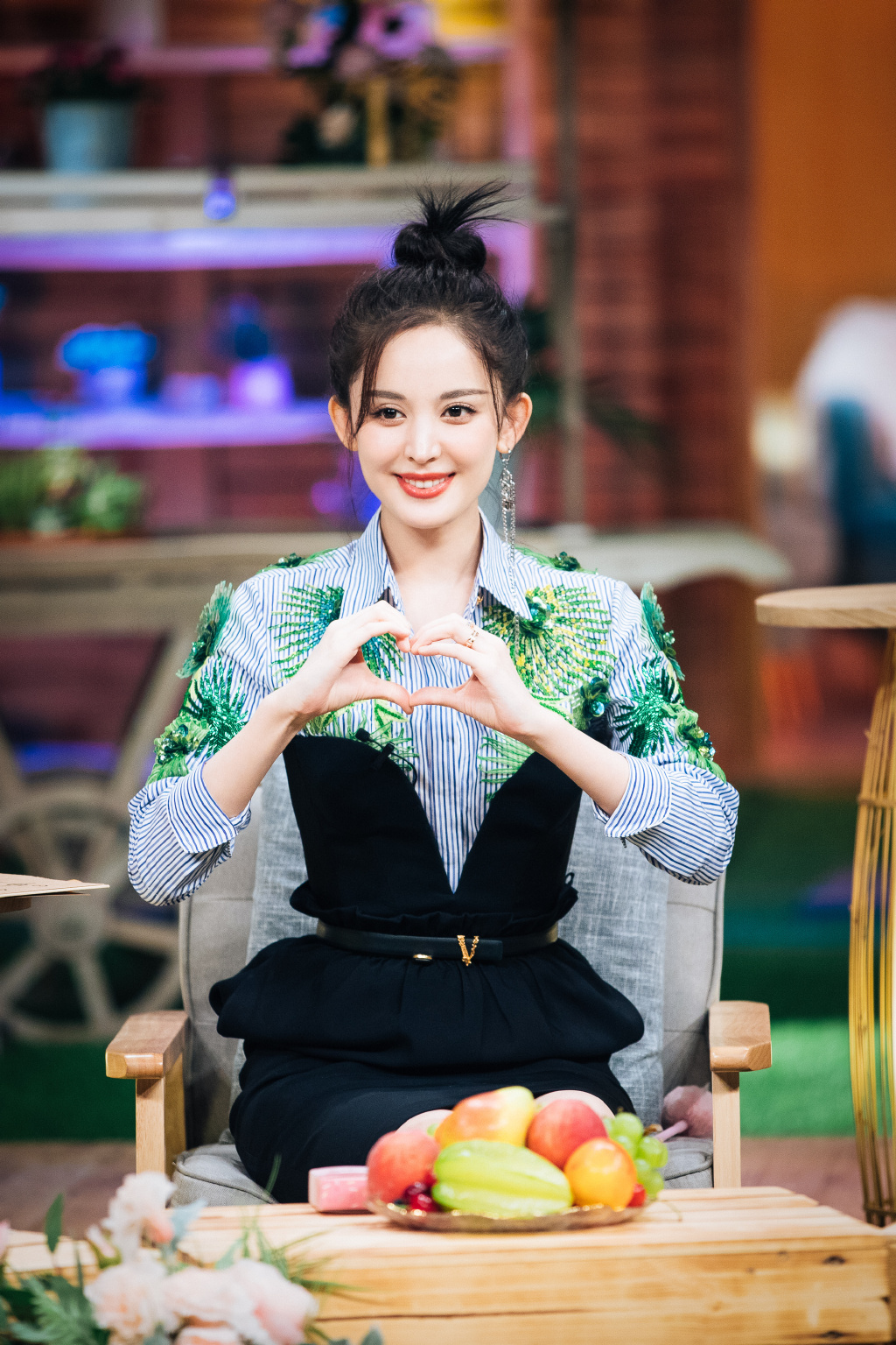 古力娜扎最新性感综艺剧照图片59