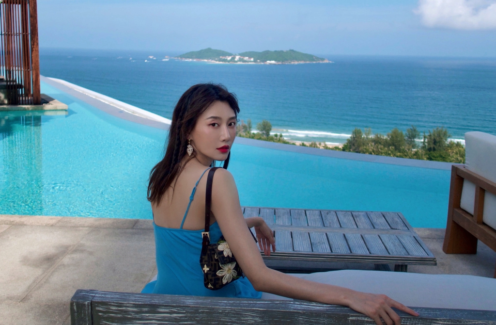 李斯羽吊带裙性感写真图片55