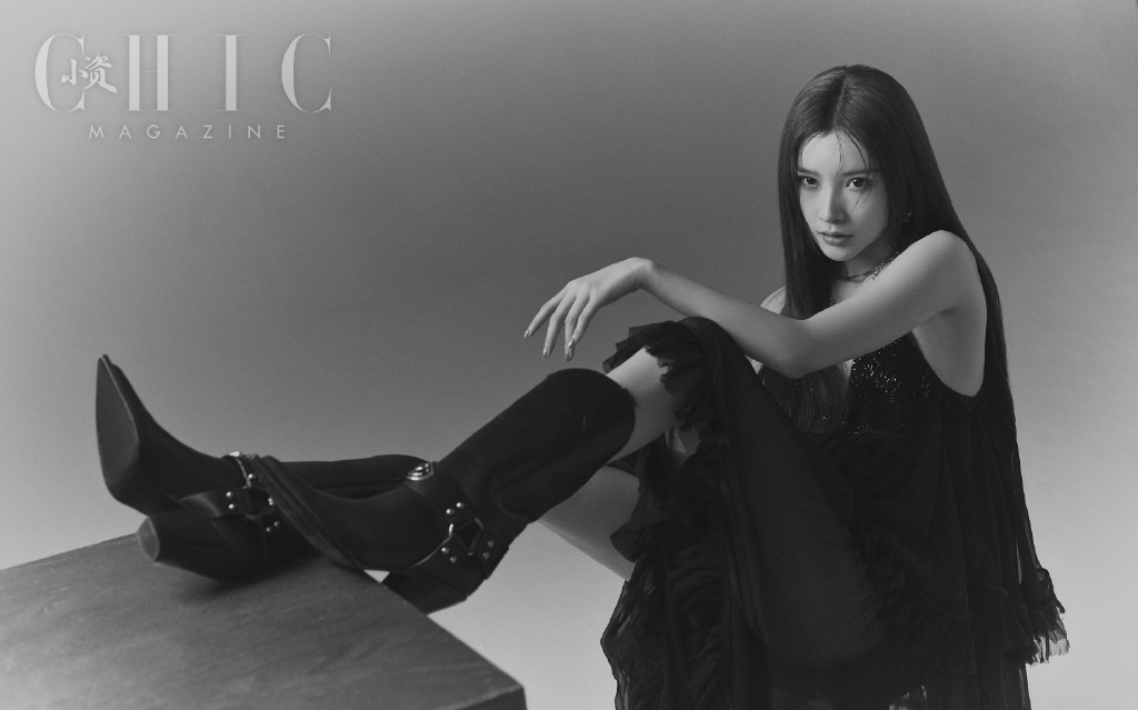 戴燕妮酷美时尚写真图片47