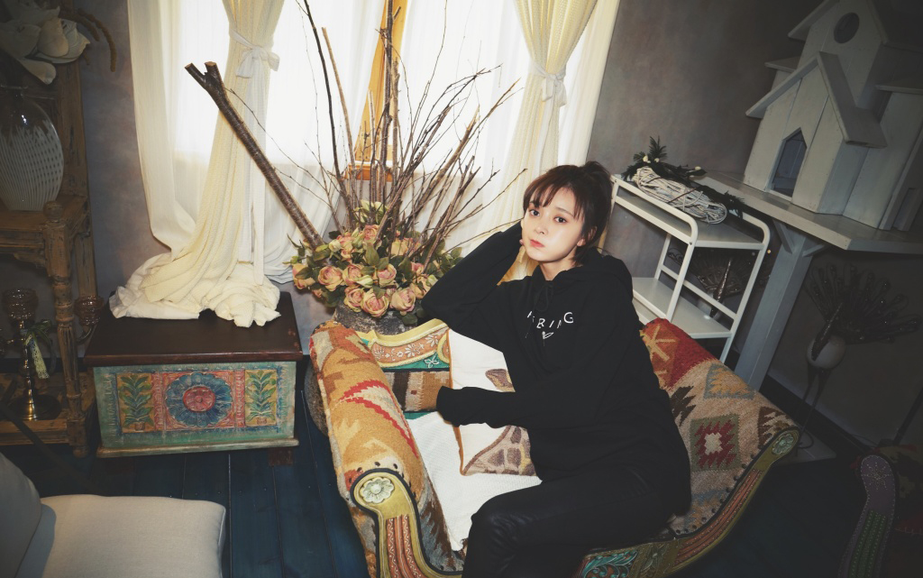 王瑞子唯美生活照图片,分享一组王瑞子图片给大家,图中的明星图片壁纸