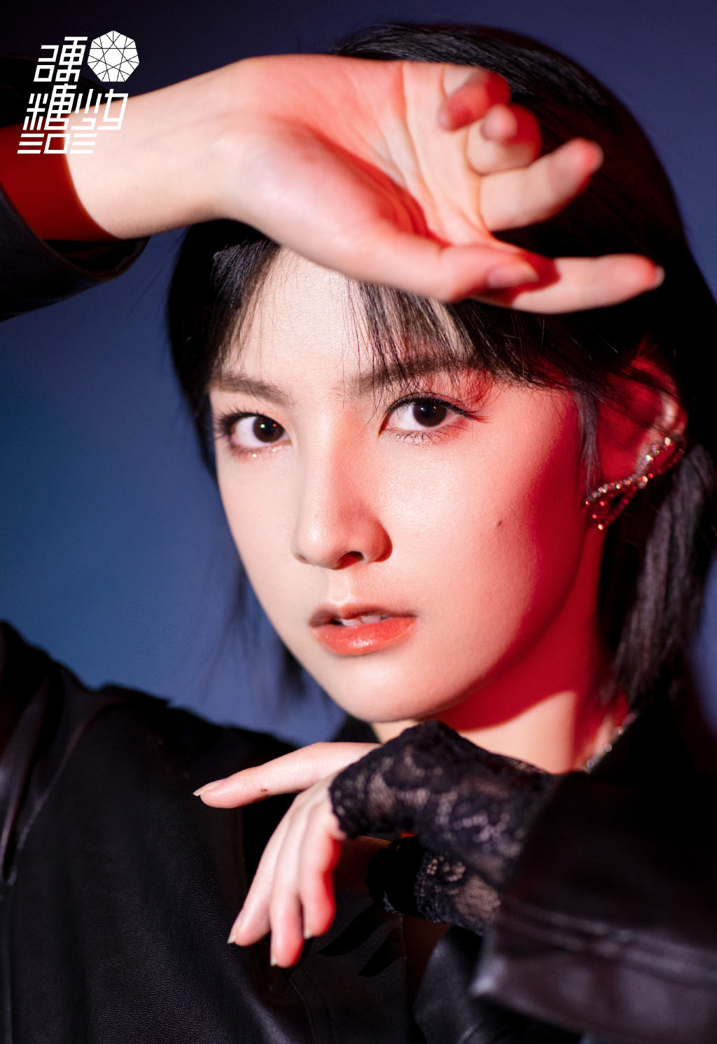 赵粤机车皮衣酷飒写真图片59