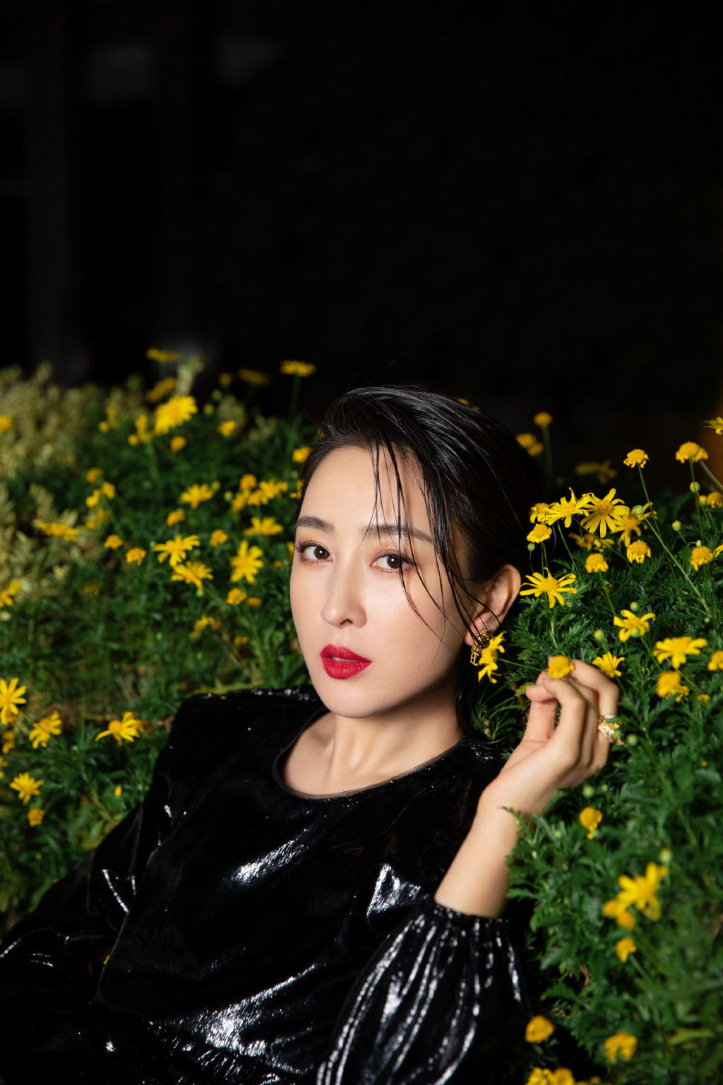 马苏亮片短裙酷美优雅写真图片49