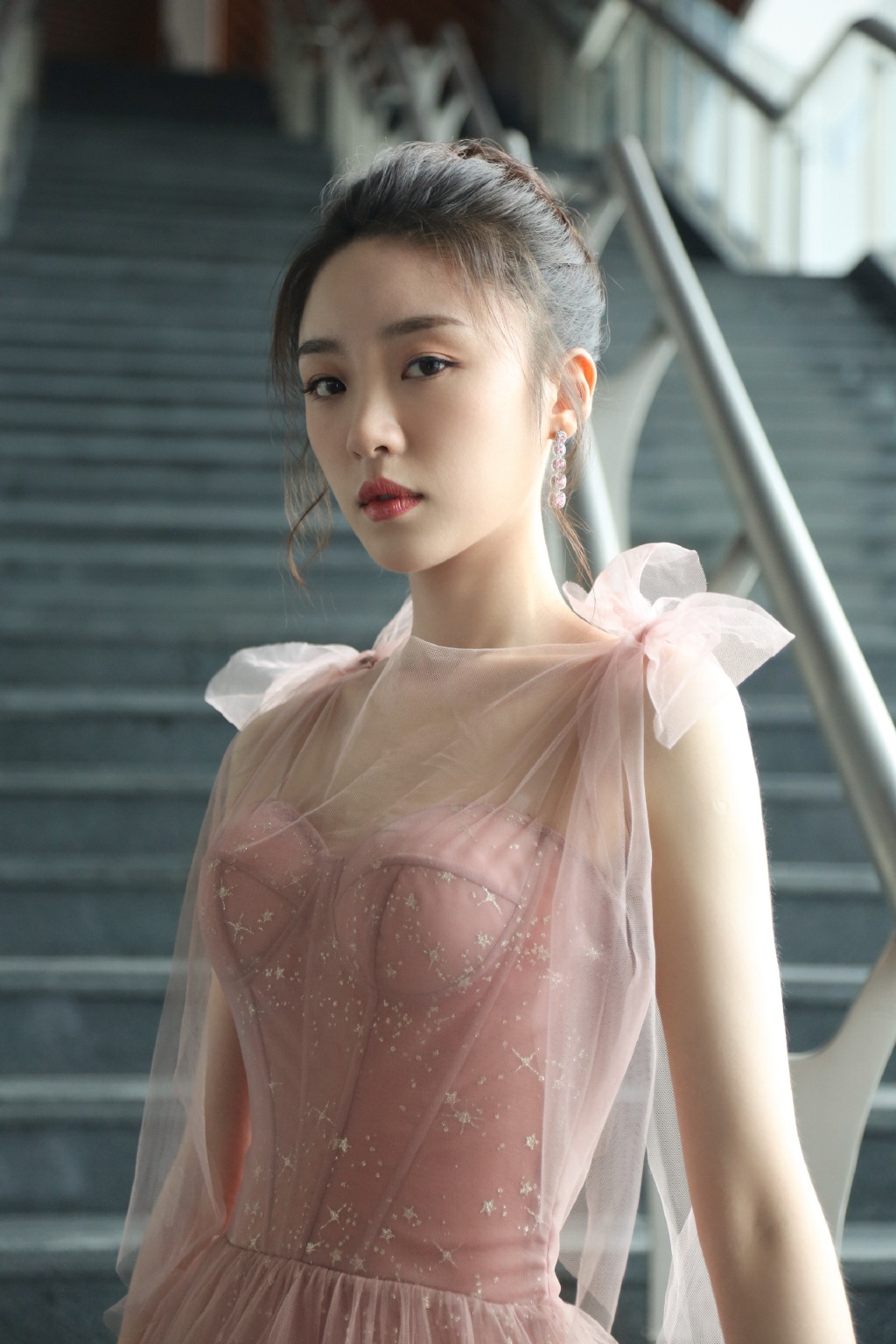 张月粉色星星裙性感写真图片79