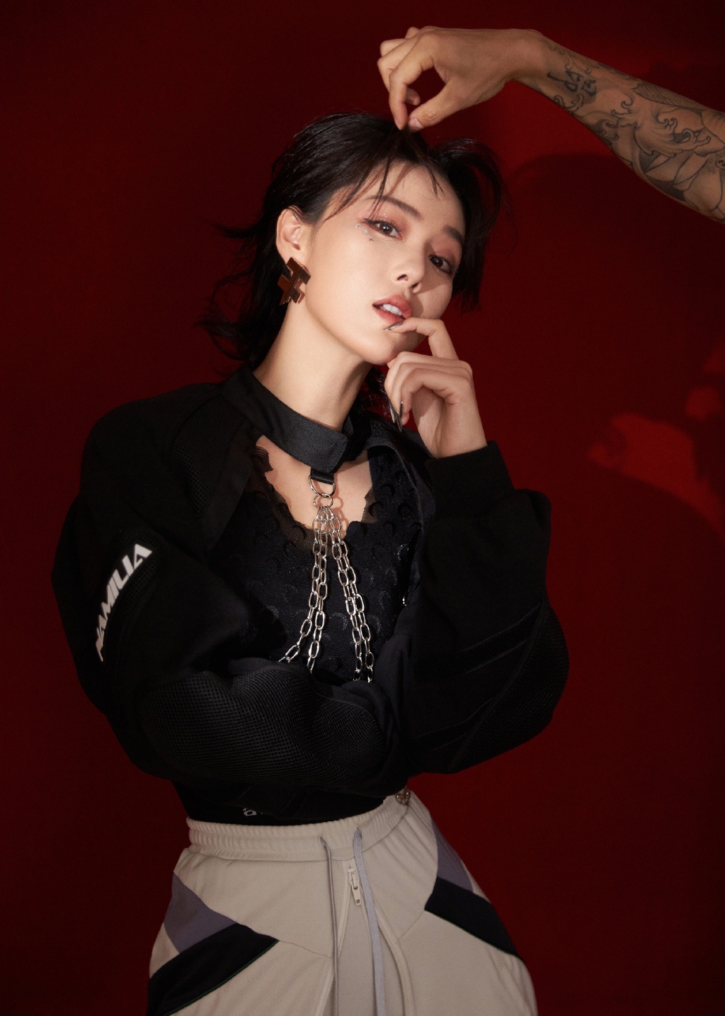 张馨予星眼妆a飒写真图片410