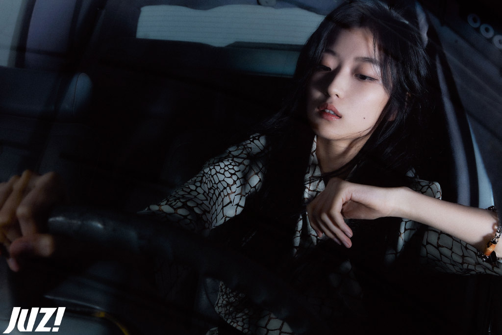 孙千如瀑长发性感写真图片1212