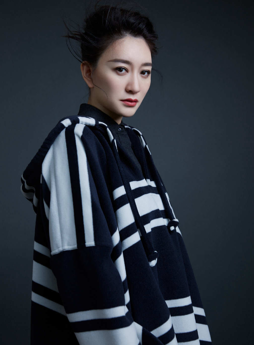 李小冉黑色性感甜酷写真图片59