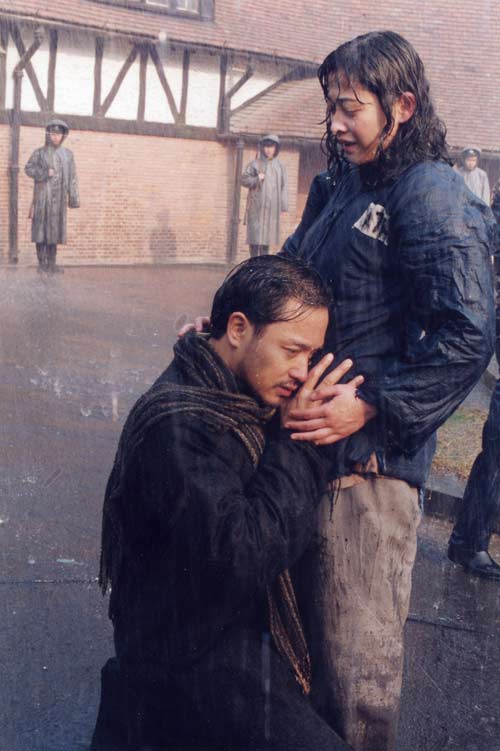 电影红色恋人张国荣角色剧照图片910