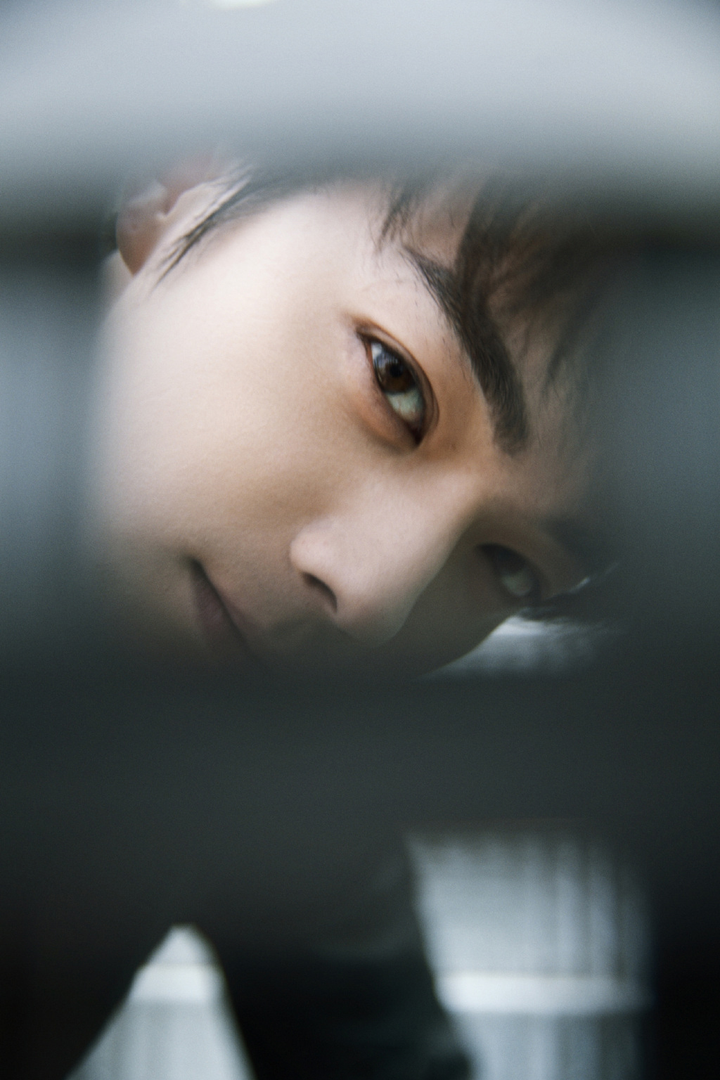 许凯笔挺正装清爽帅气写真图片29