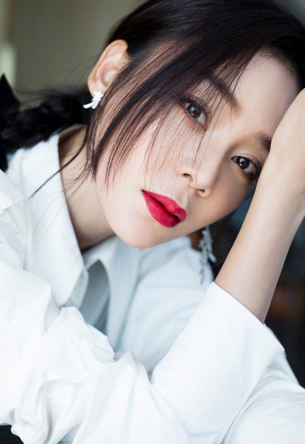 袁姗姗不对称星星耳饰写真图片59