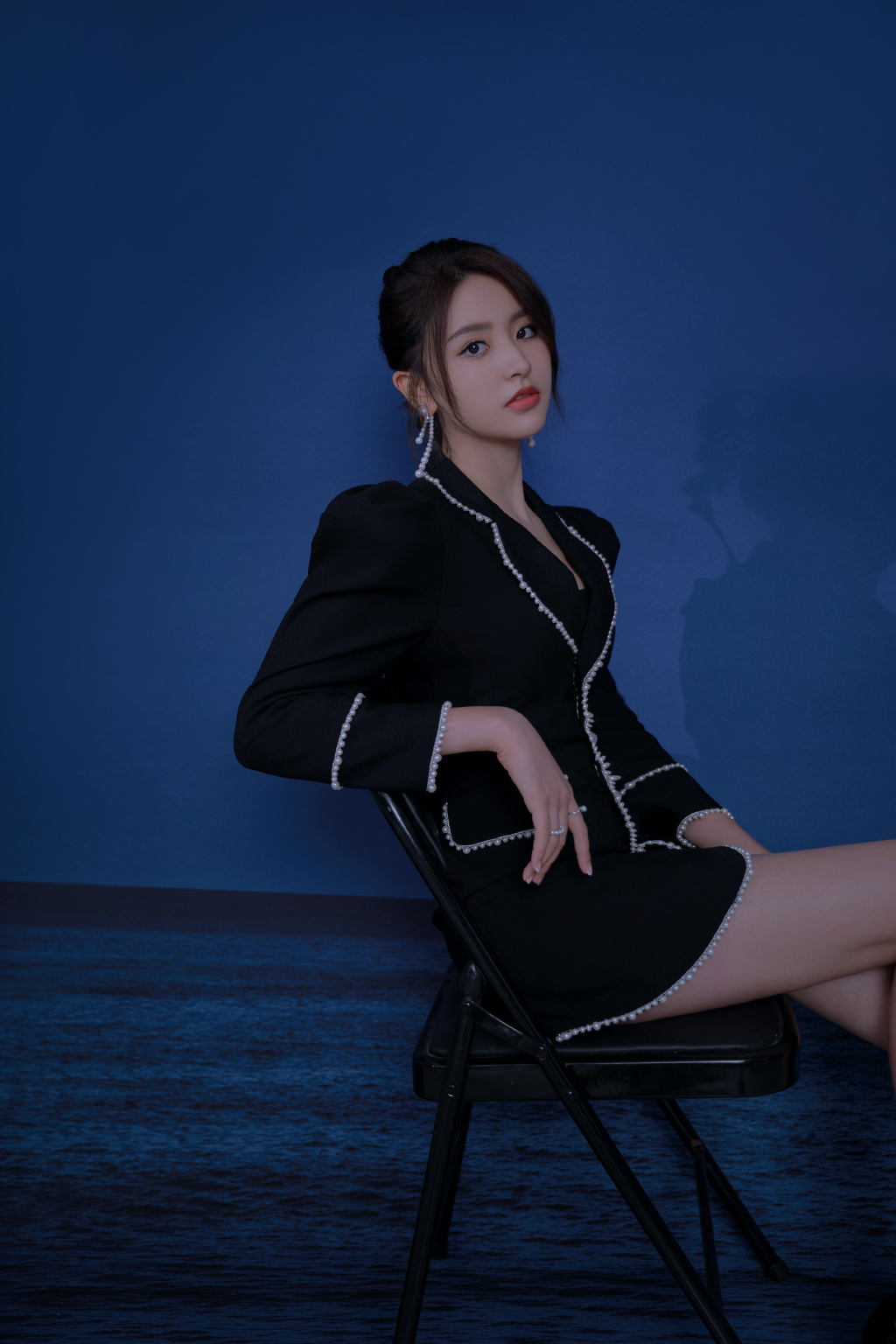 金子涵西装裙性感写真图片27