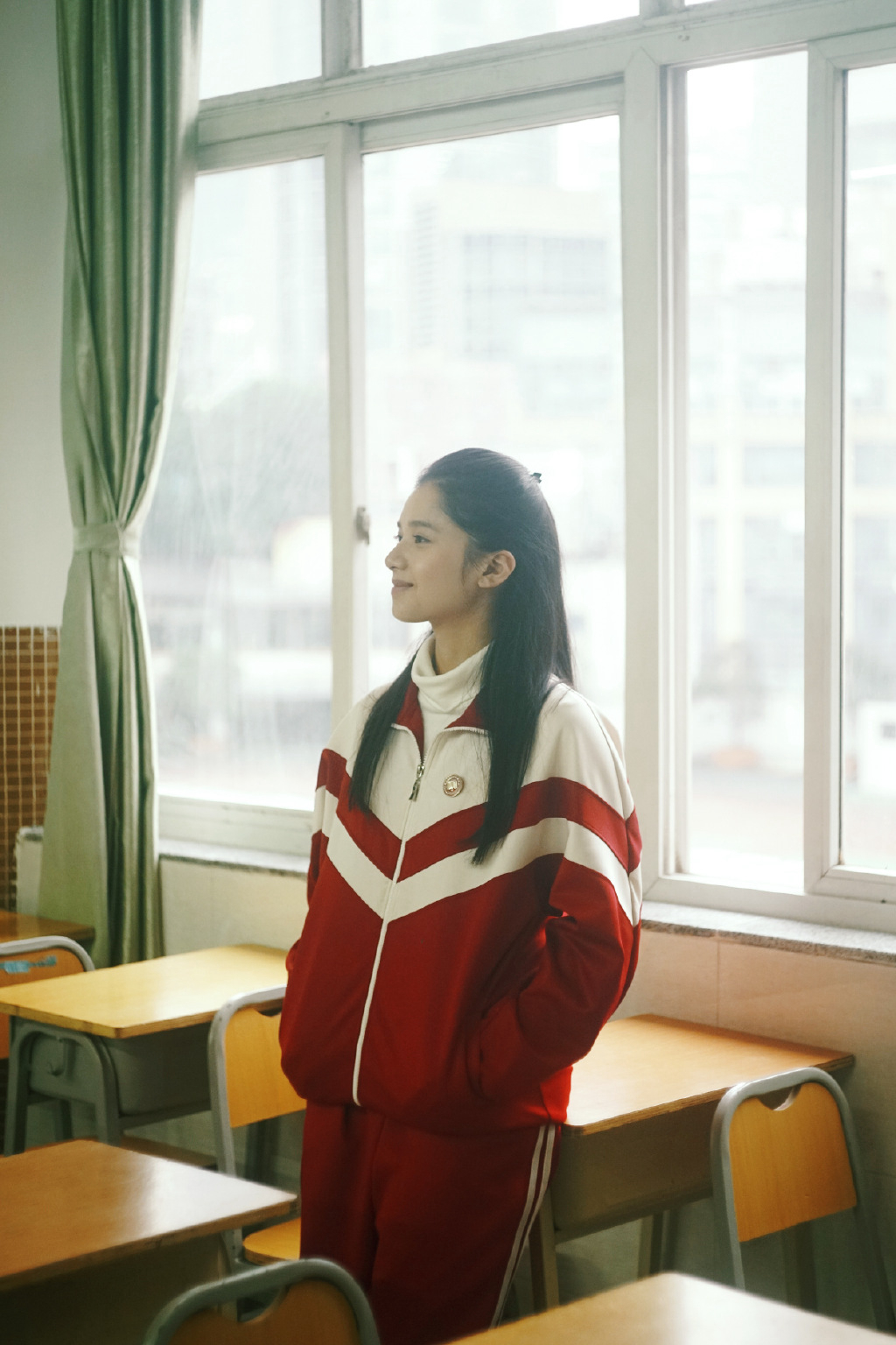 张婧仪清秀校服写真图片28