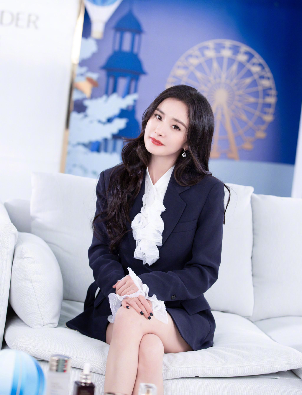 杨幂西装短裙性感写真图片718