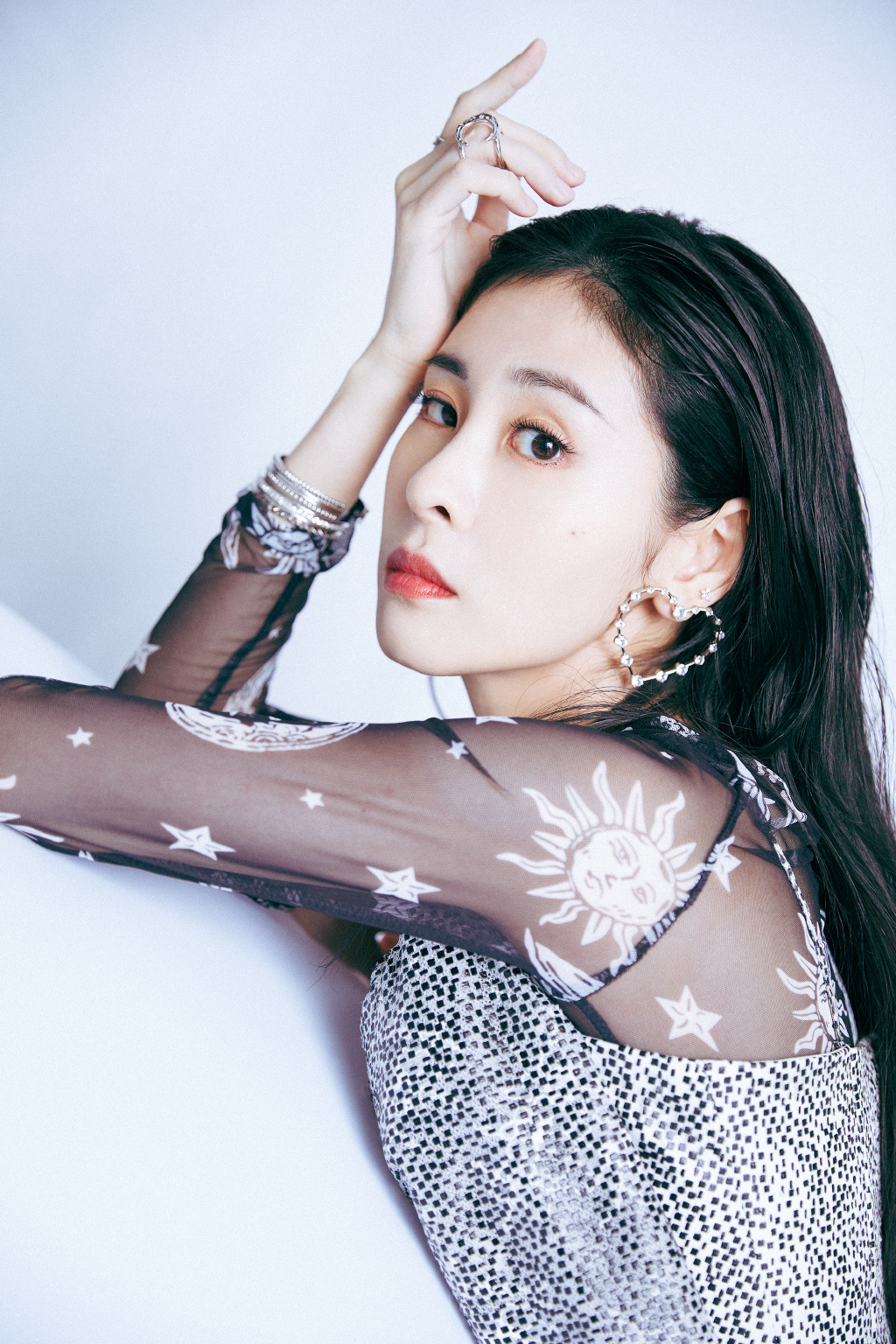 张碧晨波点衫性感靓丽写真图片29