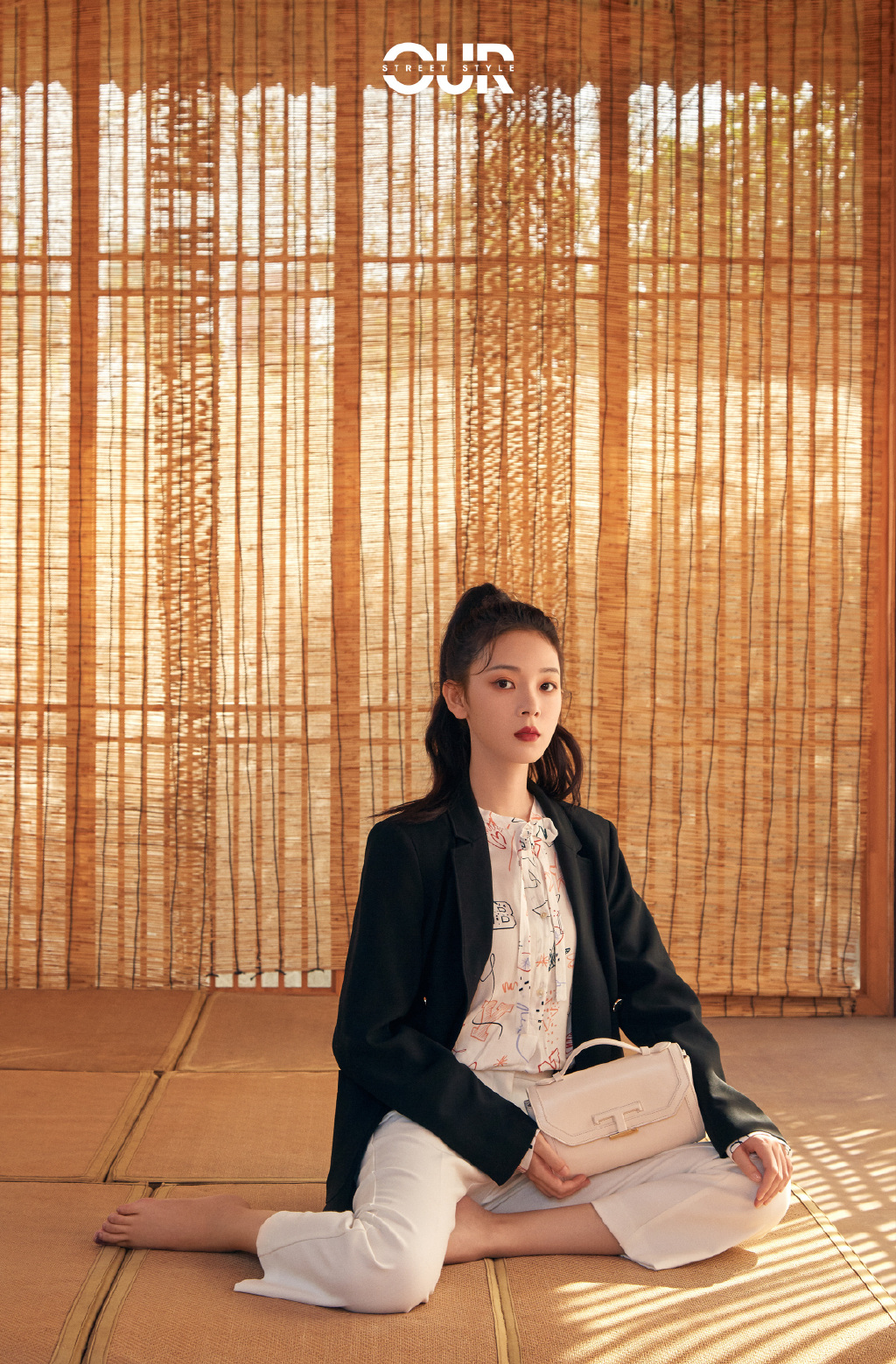 陈瑶黑色西装干练飒爽写真图片36