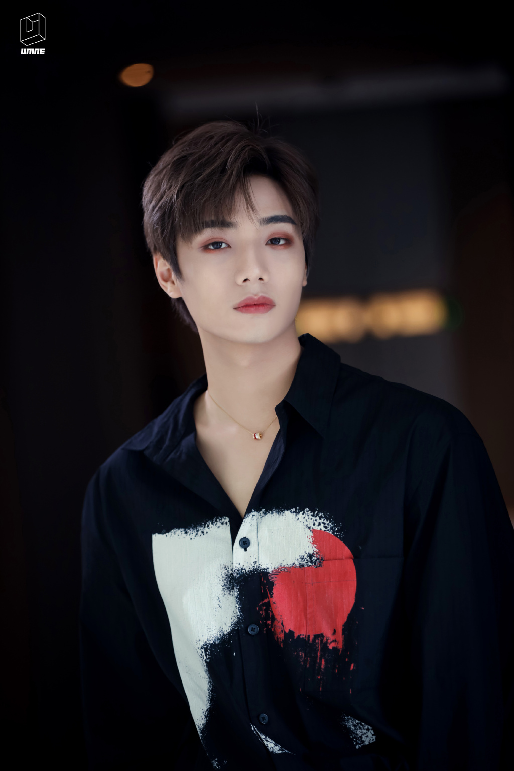 unine李振宁黑色衬衫帅气图片写真36