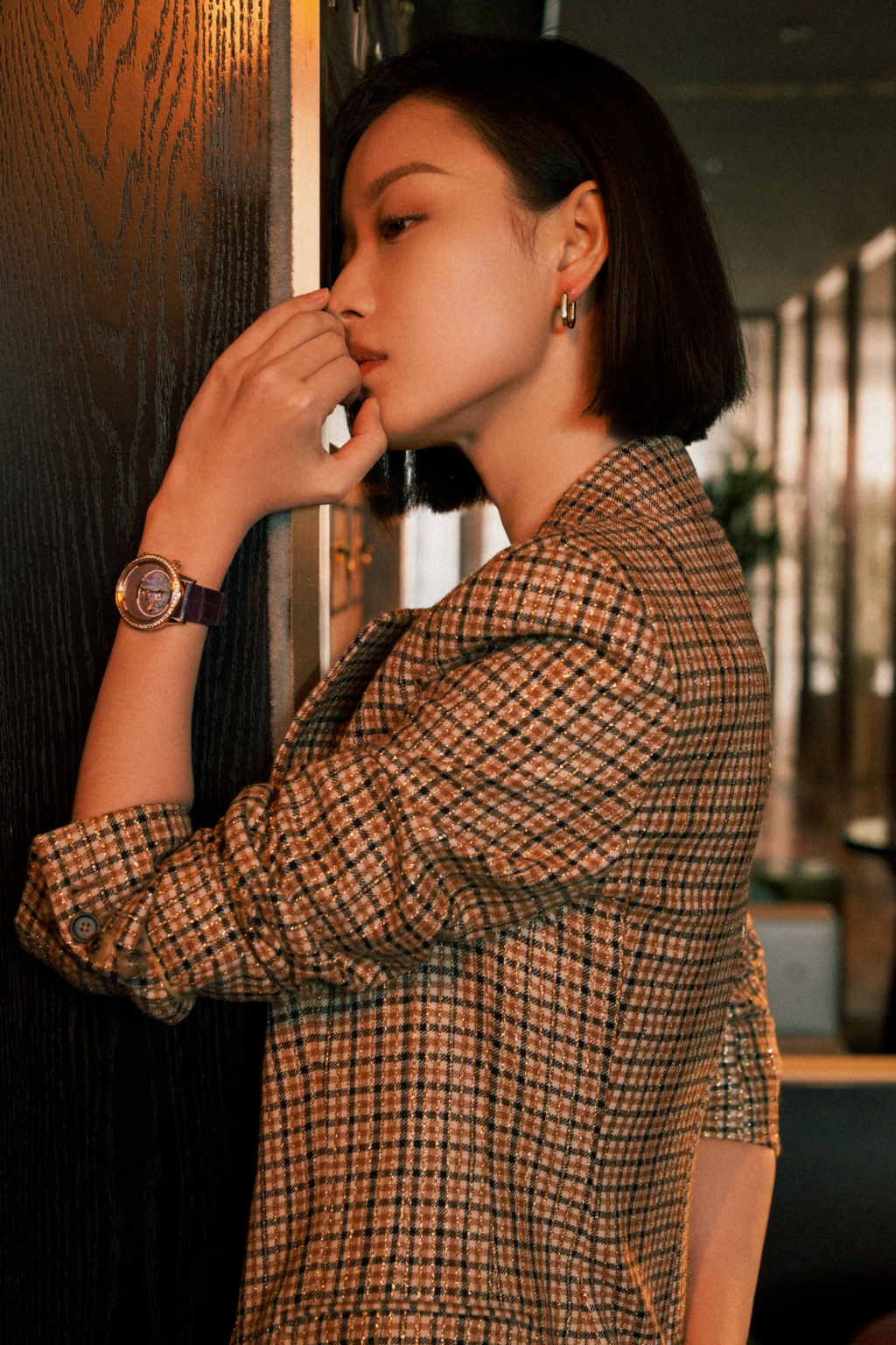 倪妮格子西服时尚性感写真图片28