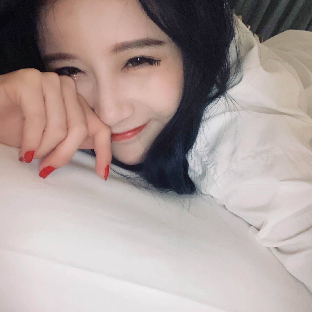 snh48段艺璇甜美笑容笑眼弯弯自拍图片59