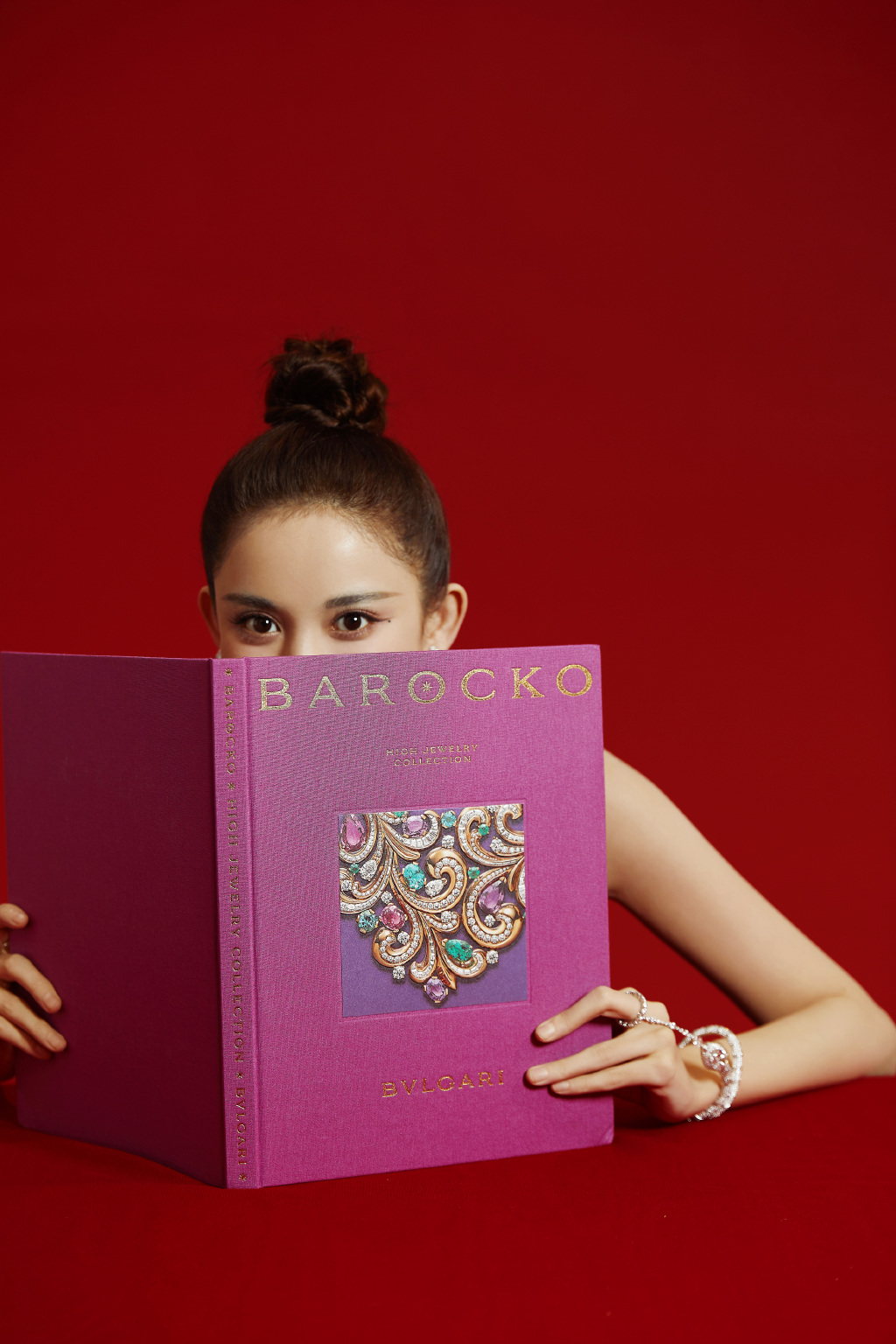 古力娜扎黑色鱼尾缎面裙优雅写真图片56