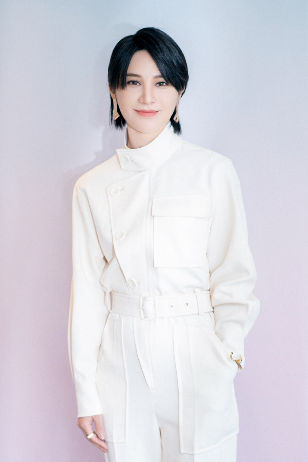 尚雯婕湖南卫视中秋之夜性感图片16