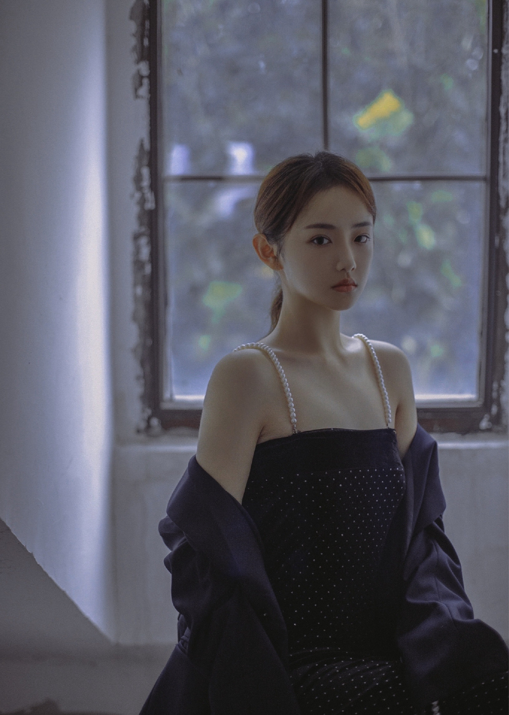 吴佳怡吊带裙性感写真图片33