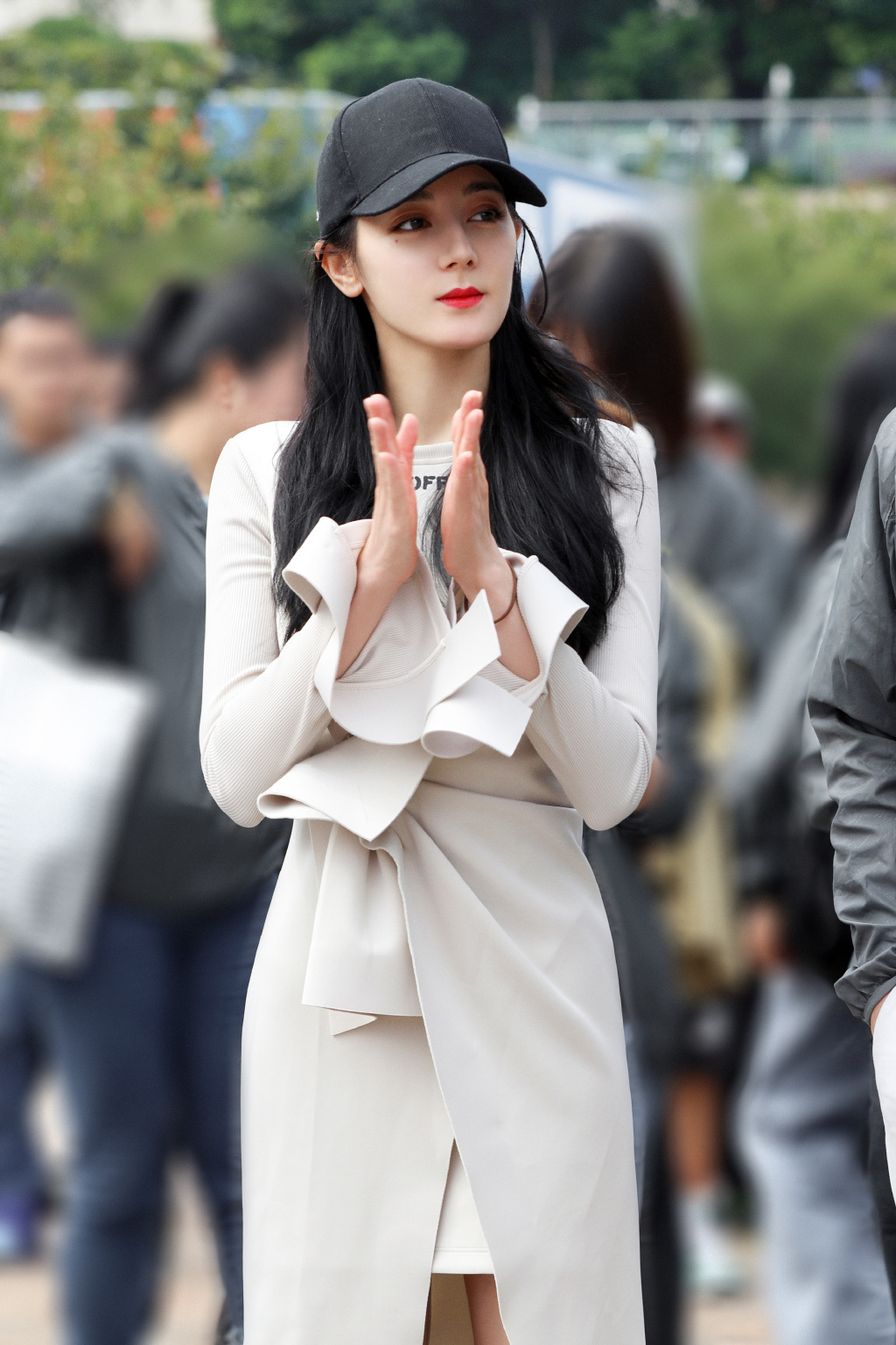 迪丽热巴清秀甜美活动照图片37