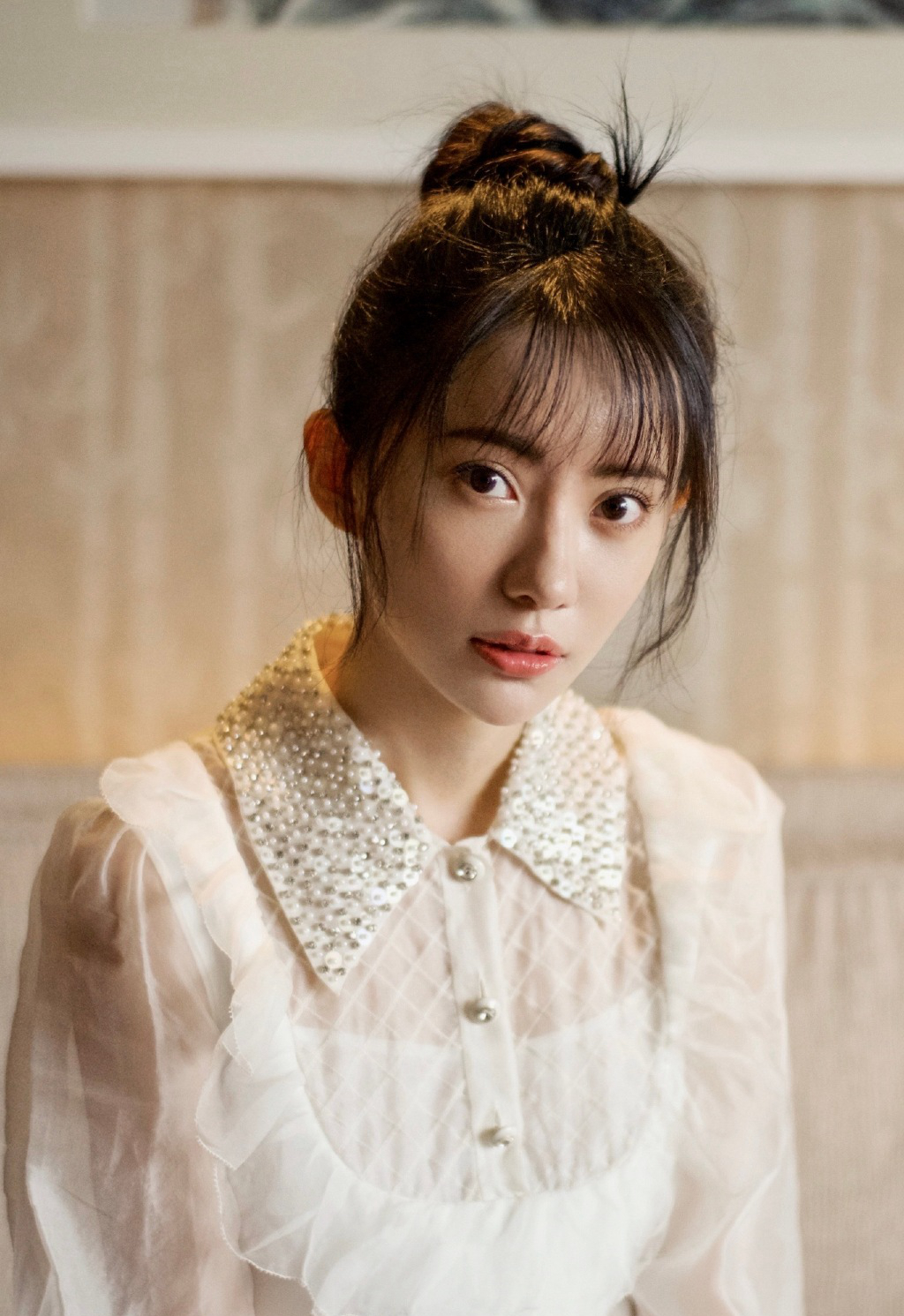 刘萌萌丸子头清新俏皮写真图片34