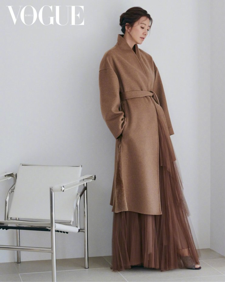 金喜爱优雅知性写真图片710