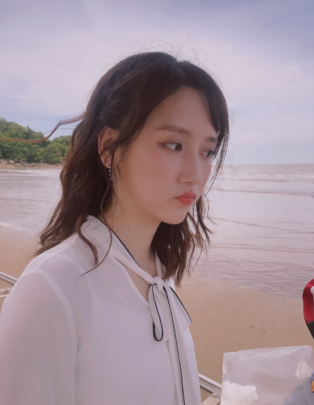 李墨之白衫甜美旅拍图片18