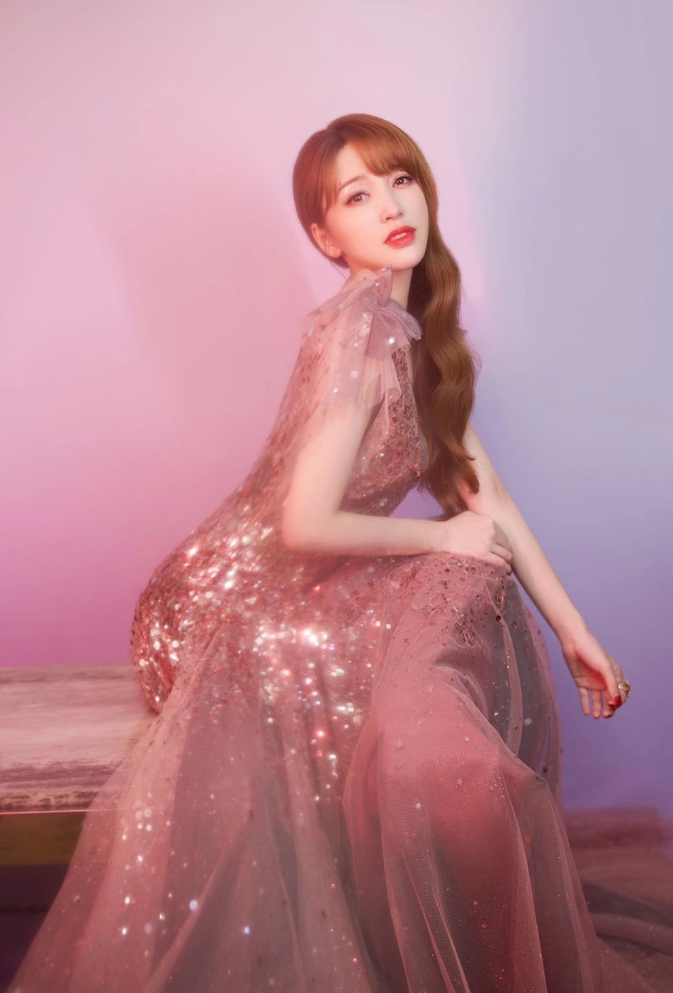 金莎粉色亮片长裙梦幻甜美十足写真图片69