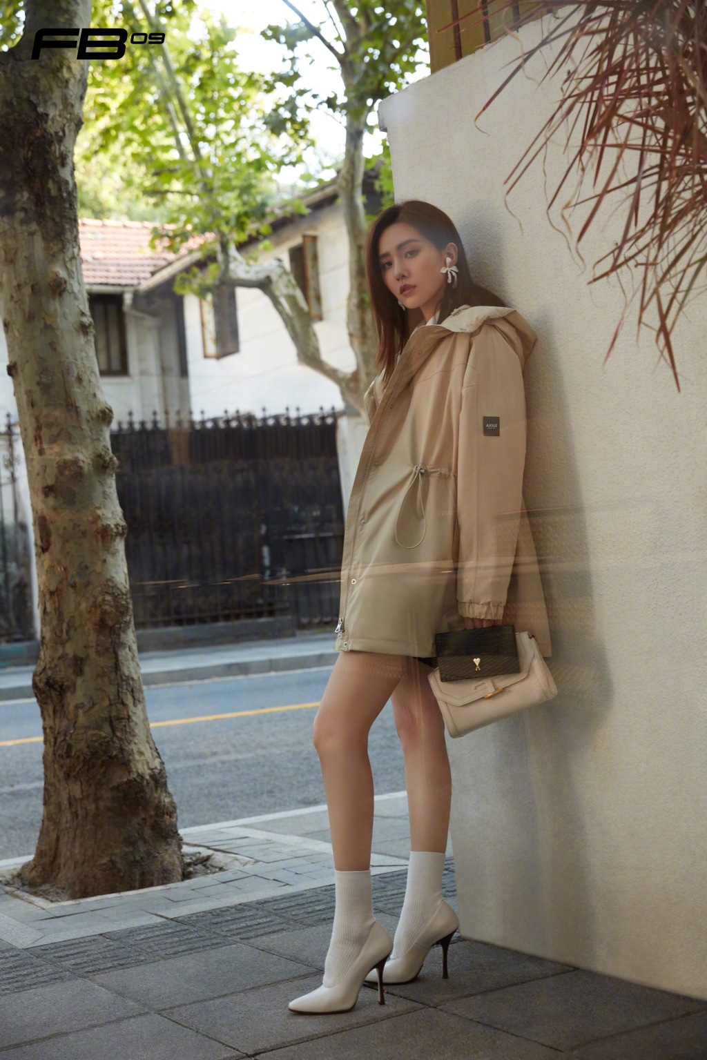 刘诗诗暖调风衣奶甜写真图片33